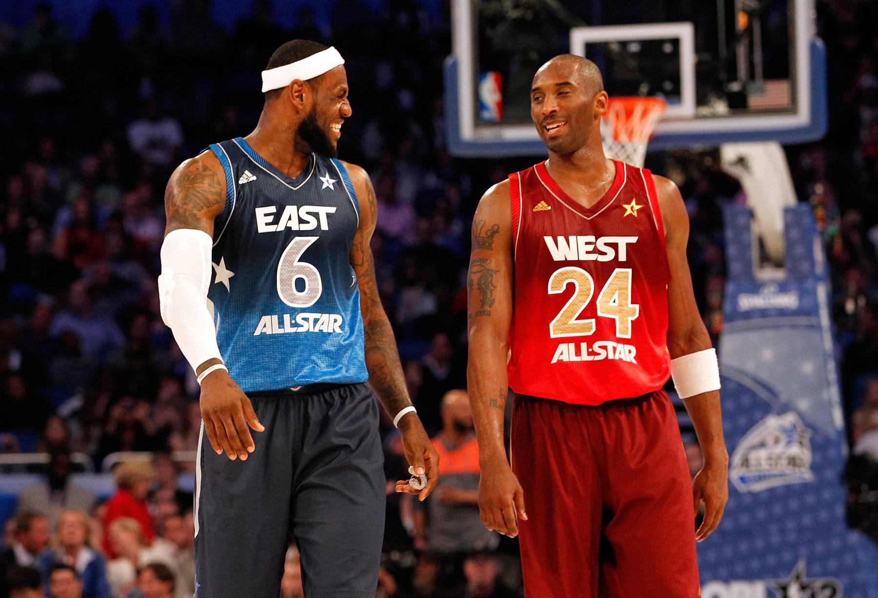 Friendly Meeting - LeBron James (6) of the Miami Heat shares a moment with Kobe Bryant (24) of the Los Angeles Lakers.&nbsp;(Photo: Ronald Martinez/Getty Images)