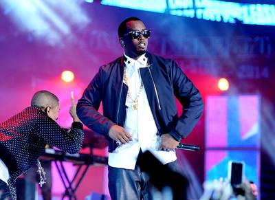 Diddy blasts Drake on-stage for stealing &quot;0-100&quot;: - “Somebody get this s*** on tape. I’ma play this next beat. I gave this s*** to this n****, this n***a stole this s*** from me. But at the end of the day, this s*** is hard. Play that s***!&quot;(Photo: Mike Coppola/Getty Images)