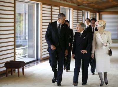 A Walk After Dinner - After the welcome ceremony at the Imperial Palace,&nbsp;President Obama took a walk with Japanese Emperor Akihito and Empress Michiko.(Photo: AP Photo/Charles Dharapak)