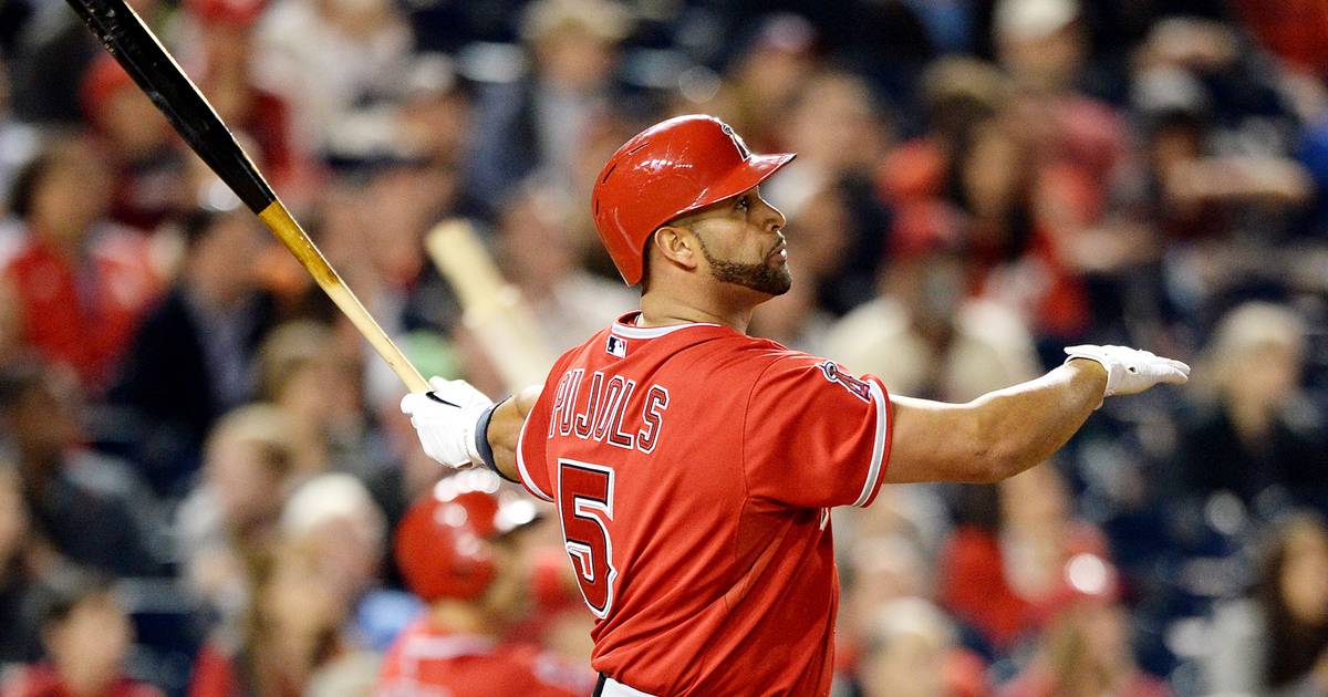 Pujols signs with Angels: 10 years, $254 million