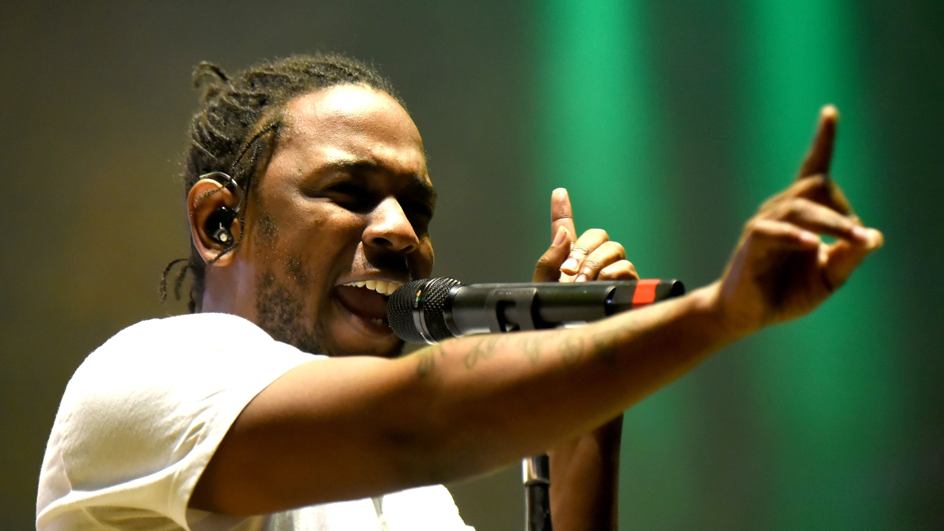 Watch Kendrick Lamar Turn This MeetAndGreet Into a Freestyle News BET