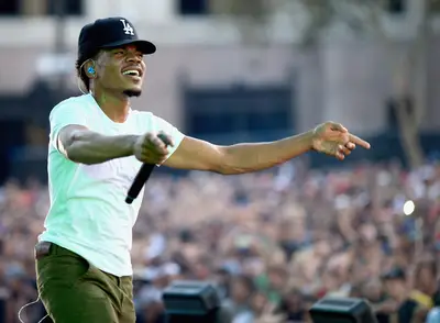 /content/dam/betcom/images/2014/09/Music-09-01-09-15/090214-music-made-in-america-festival-Chance-The-Rapper-performs.jpg