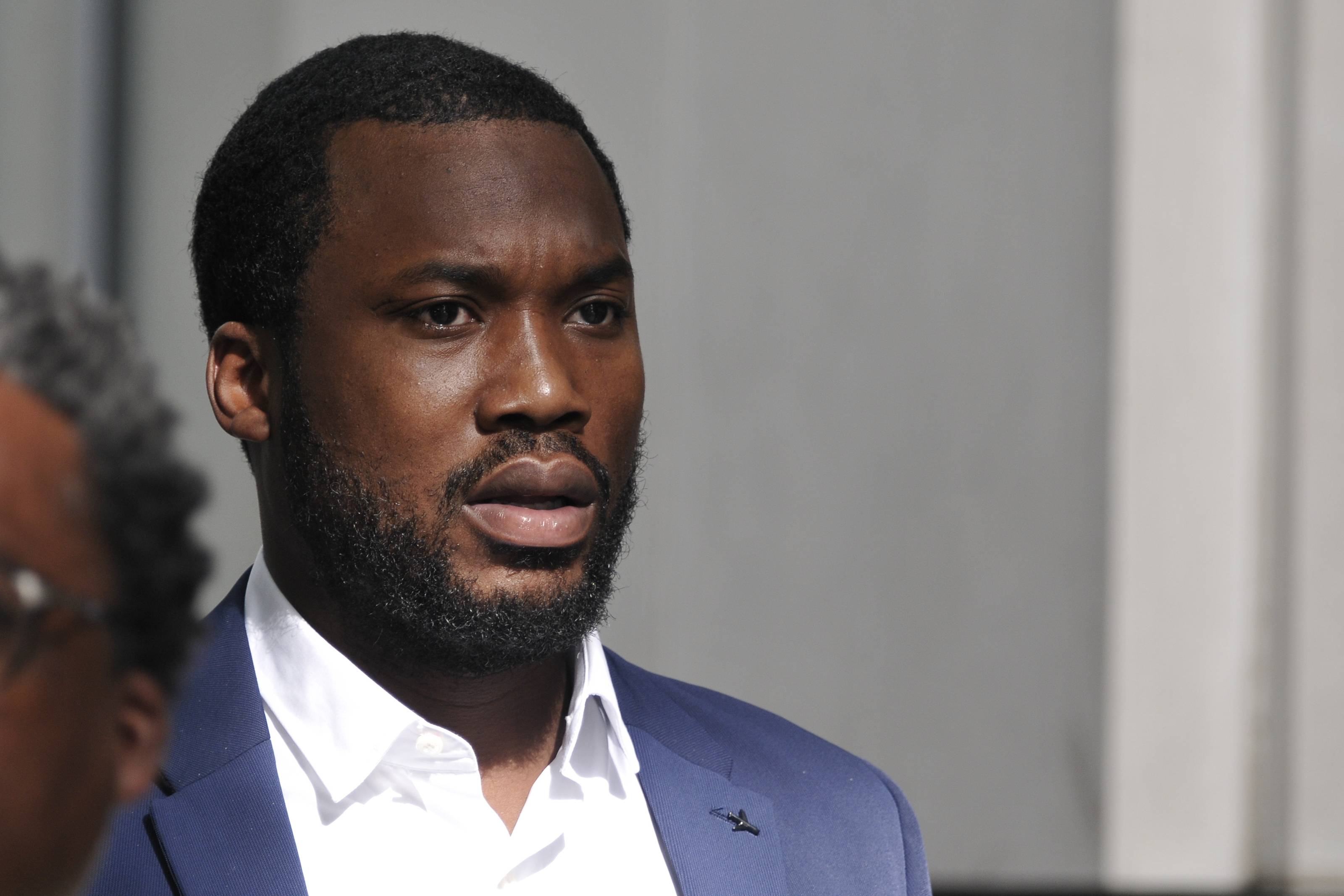 Meek Mill Posts Viral Video Of Louisiana Cop Seemingly Planting Crack ...