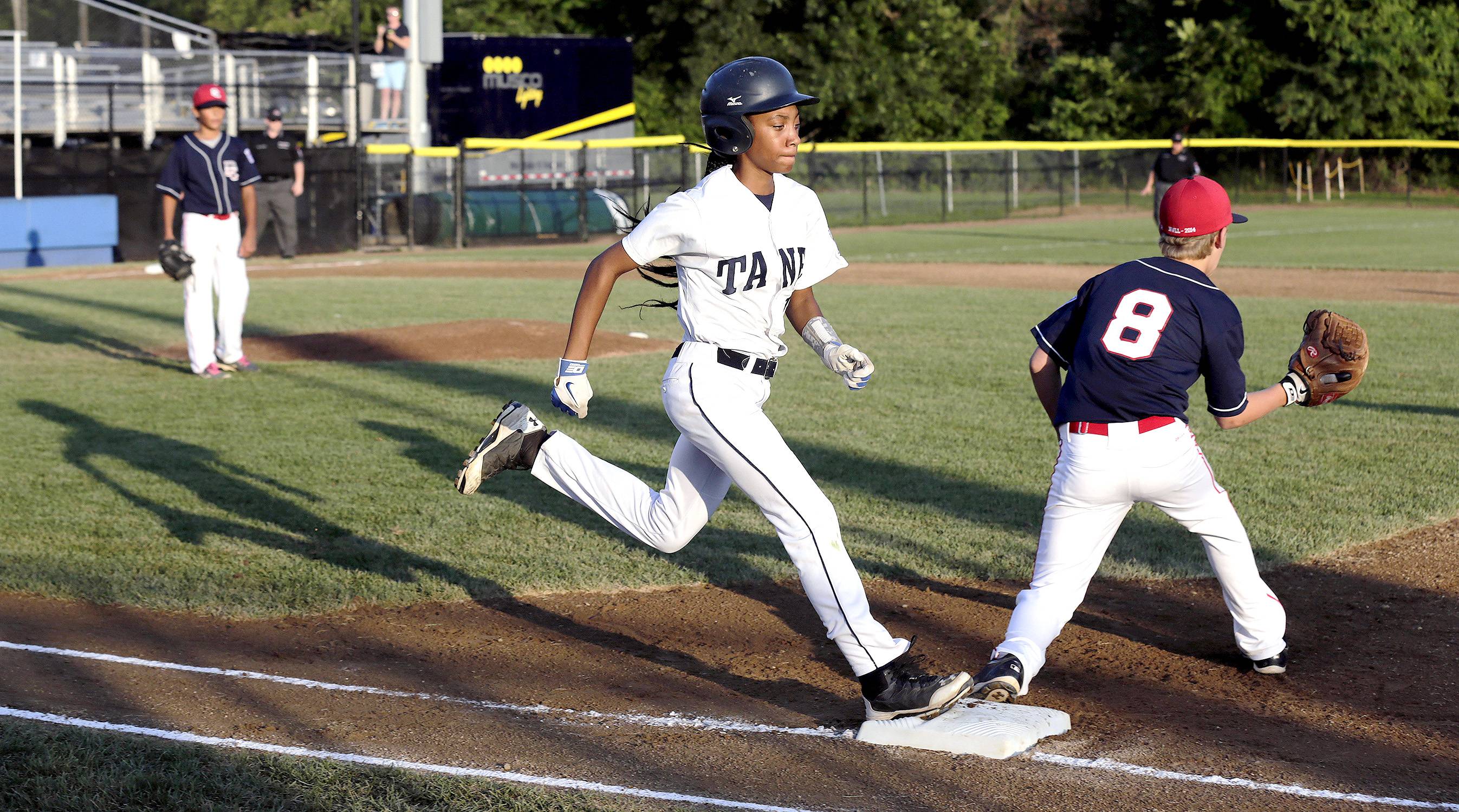 Proud of what I've done': Mo'ne Davis carries baseball passion from the  mound to the mic