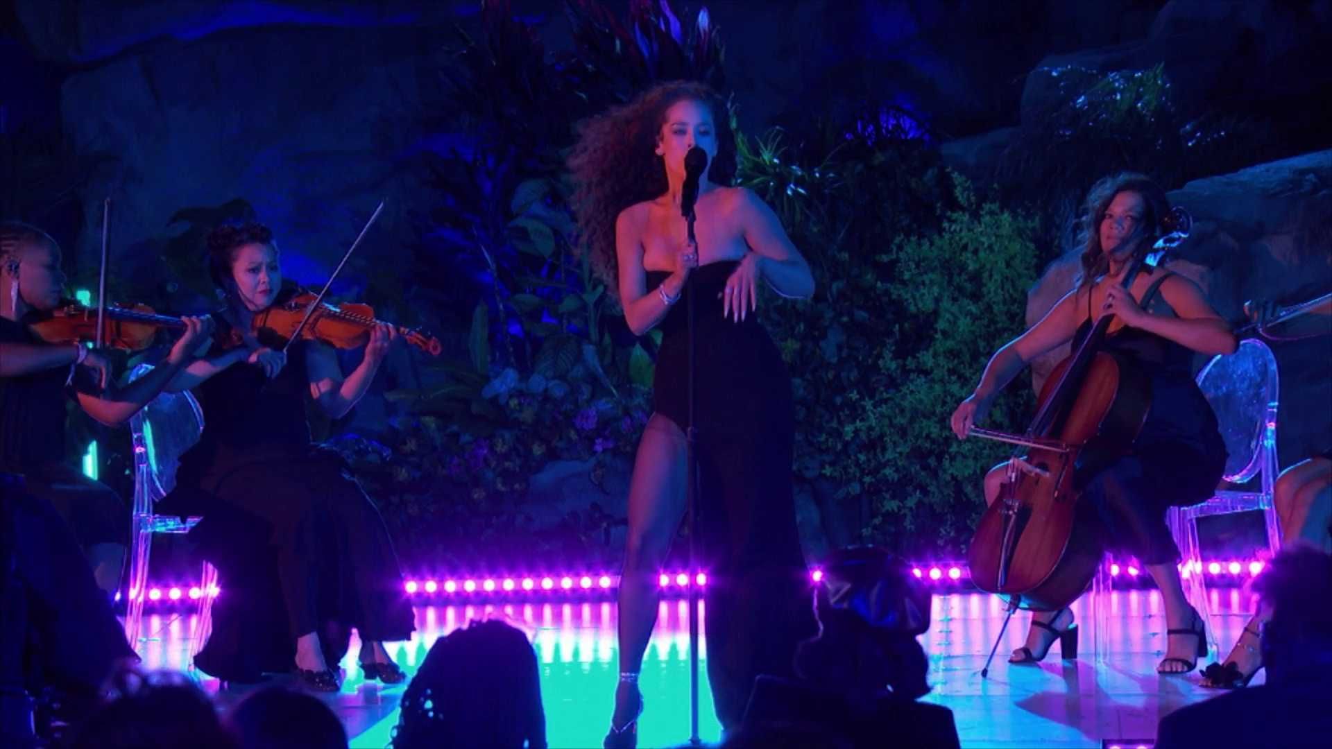 Maeta – "Through the Night" - BET Soul Train Awards 2023 (Video Clip