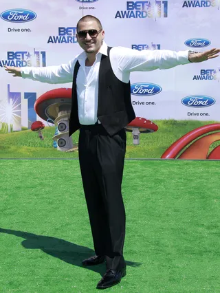 DJ Prostyle - Most days you can find him on the wheels of steel at 106 &amp; Park&nbsp;wearing a tracksuit, but on Sunday, June 26, DJ Prostyle got all dressed up and hit the BET Awards red carpet.