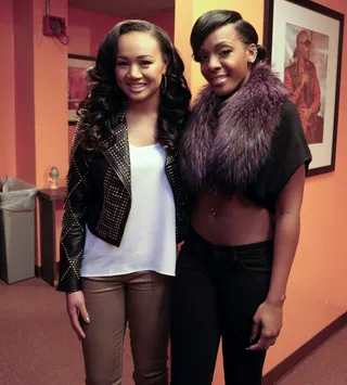 Hey Girl - Cymphonique and Dawn Richard backstage at 106 &amp; Park (Photo: John Ricard/BET)