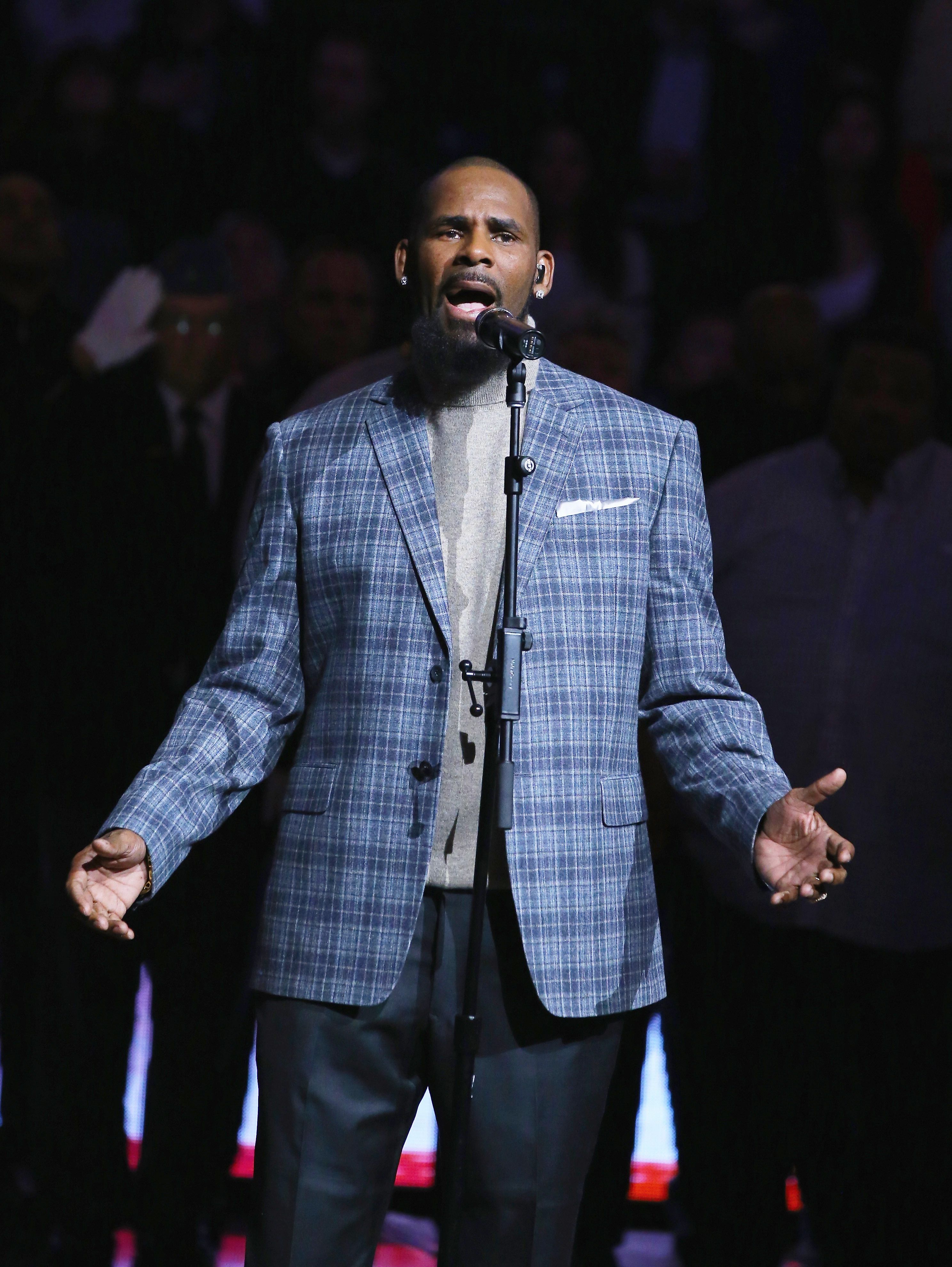 'Bump n’ Grind' Image 2 from 12 of R. Kelly's Catchiest Hooks BET