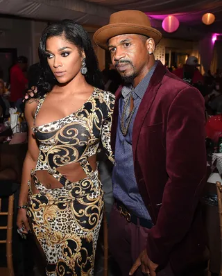Joseline Hernandez Debuts Baby Bump - Joseline Hernandez debuted a mini baby bump at ATL Live on the Park Tuesday. Hernandez attended the event with hubby Stevie J. &nbsp;   (Photo: Paras Griffin/Getty Images)
