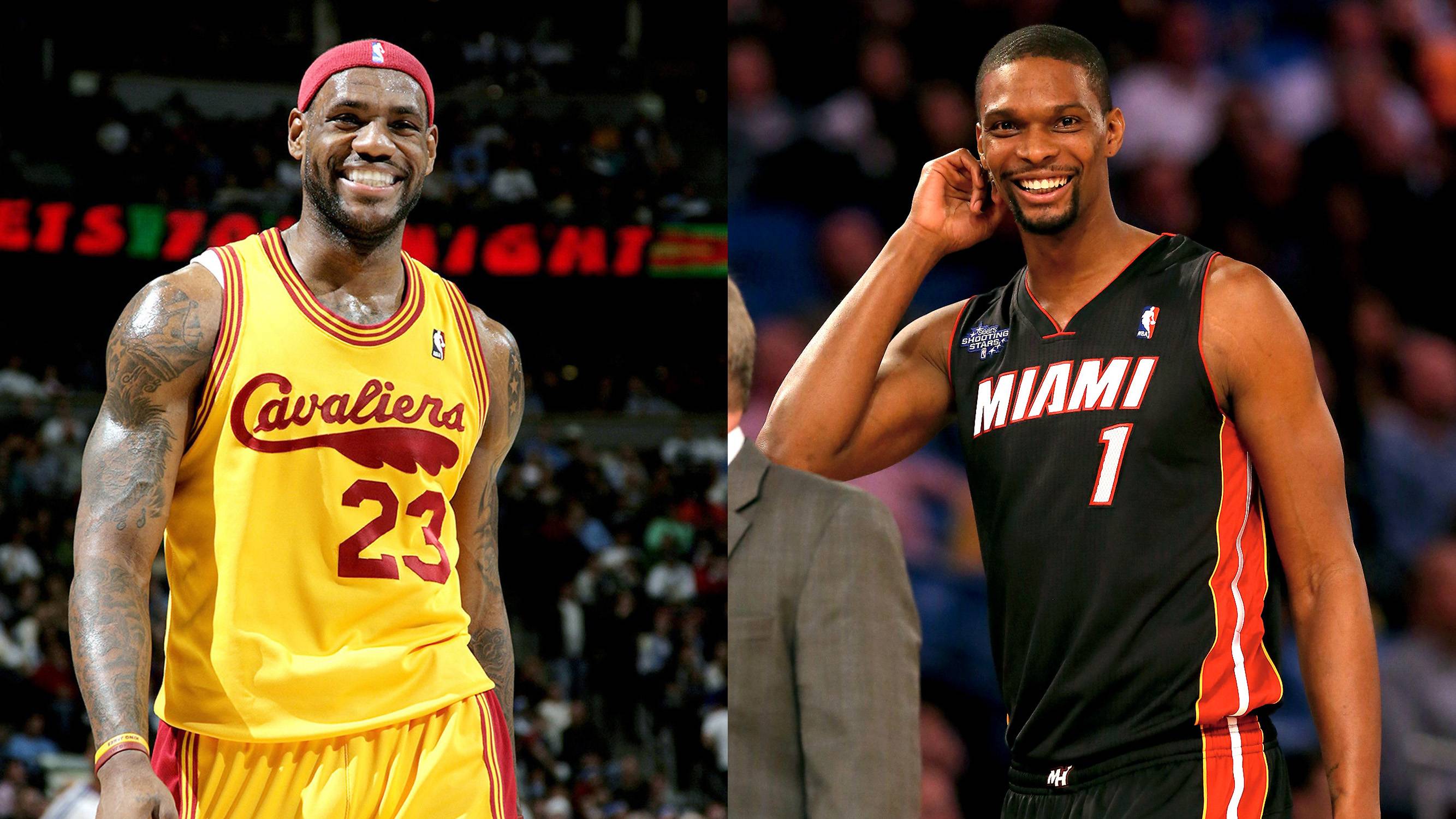 Chris Bosh of the Toronto Raptors wearing the commemorative Toronto News  Photo - Getty Images