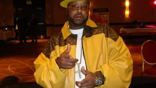 The Drama King Is In The Building! - DJ Kay Slay minutes before the DJ Panel Discussion.