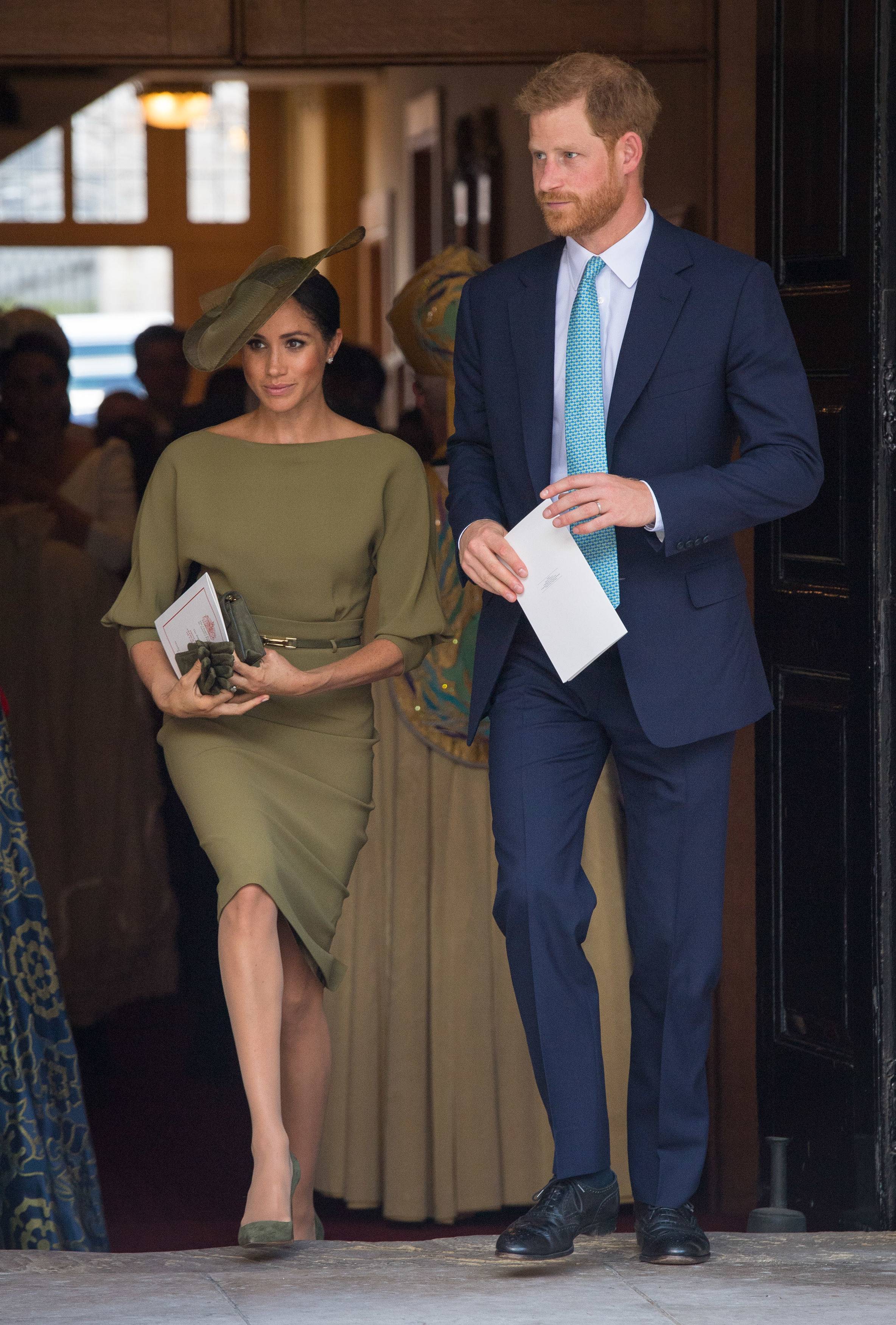Meghan Markle Stuns in $35 Maternity Dress by H&M