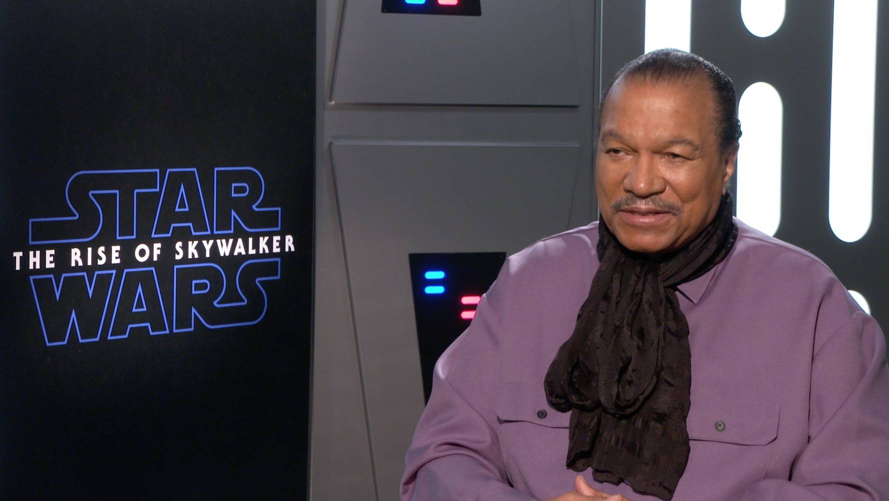 breaking the internet at 82 (billy dee williams still got it