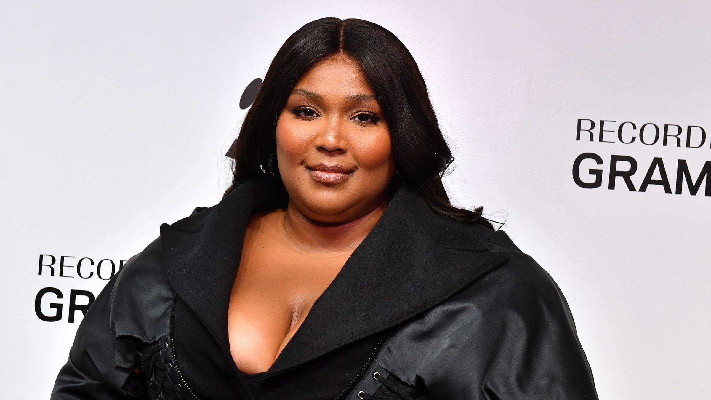 Lizzo Wore Sparkly Pants Inspired by Her Own Lyrics This Weekend -  Fashionista