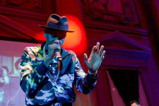 Just Fab - Fabolous&nbsp;performs on stage at the NBPA All-Star Players Social in New York City.(Photo: Gustavo Caballero/Getty Images for National Basketball Players Association)