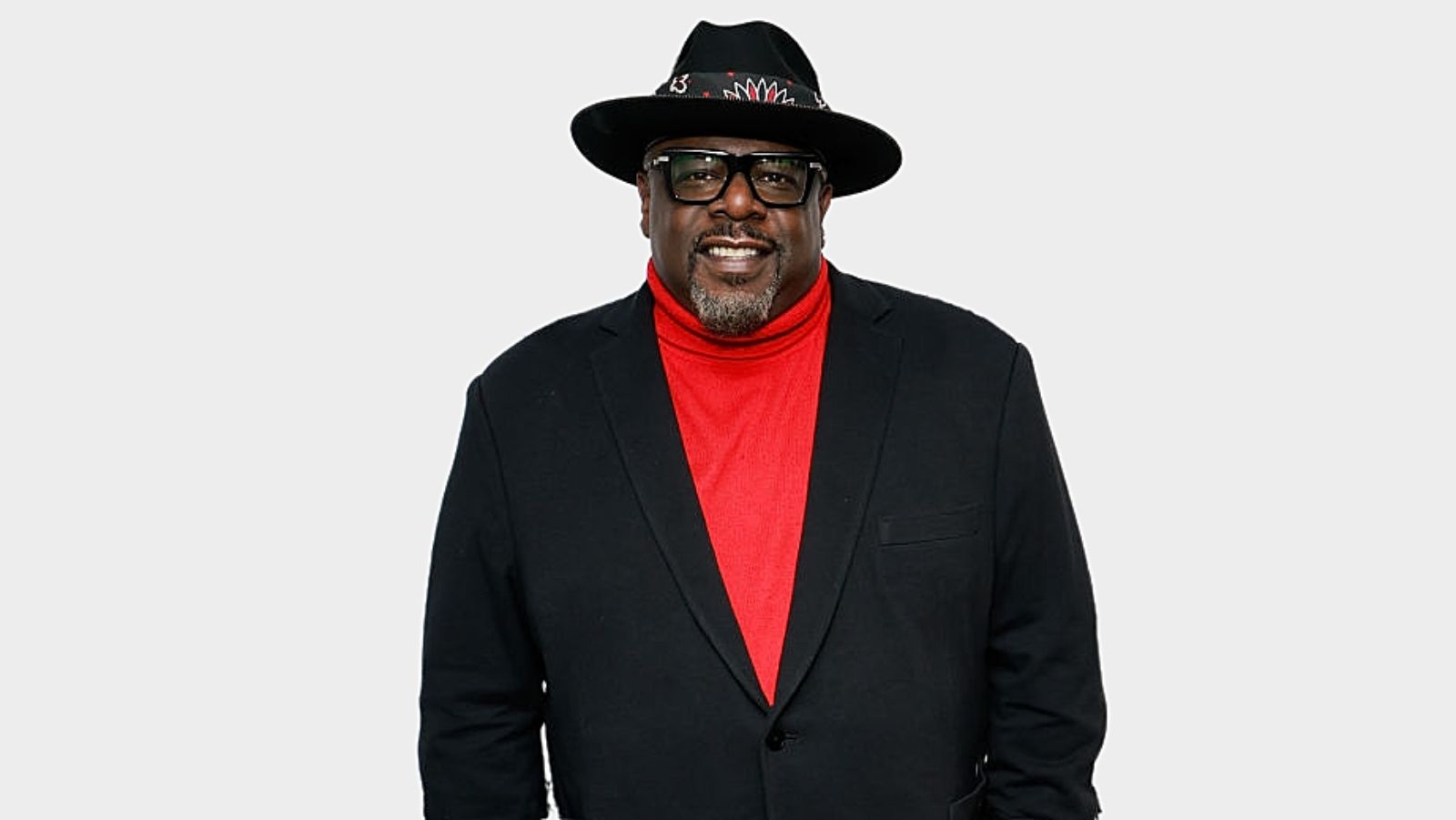 Cedric the Entertainer Dishes on Family, Career and Dropping a New Christmas Album - Vimarsana News