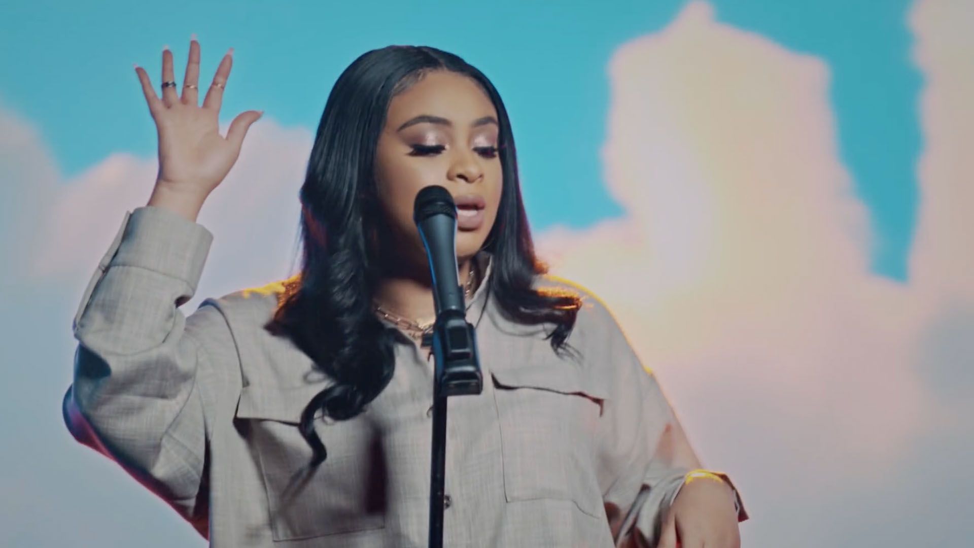 Koryn Hawthorne - "Speak To Me" - (Video Clip) | BET HipHop Awards