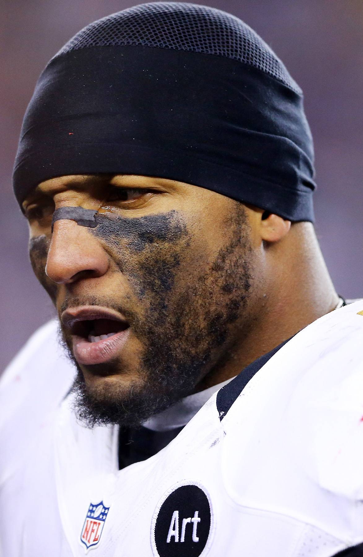 Shades of Ray Lewis in Hernandez case?