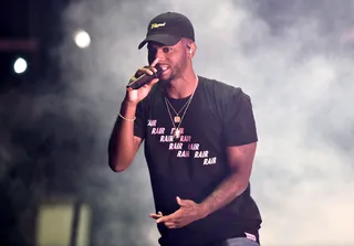 /content/dam/betcom/images/2016/06/Shows/BETX/062516-shows-betx-photo-recap-concert-Bryson-Tiller.jpg