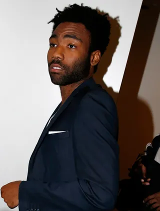 Gambino Style - Donald Glover is looking too cool as he makes his way to the backstage area. (Photo: Johnny Nunez/BET/Getty Images for BET)