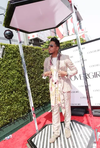 Deitrick Haddon&nbsp; - Deitrick Haddon strikes a pose like a true pro on the Glam Stage. His beard is nicely shaped, too.(Photo: Jason Kempin/BET/Getty Images for BET)