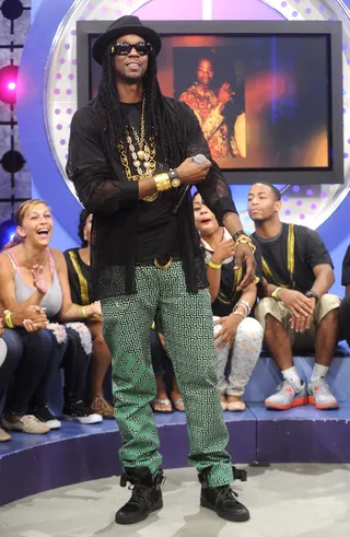 Clap For Me - 2 Chainz at 106 &amp; Park, August 13, 2012. (Photo: John Ricard / BET)