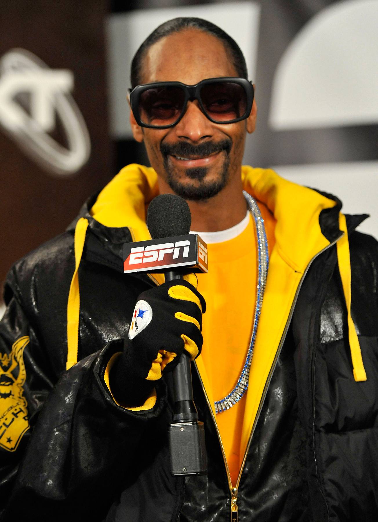 Talking Steelers Football With Snoop Dogg