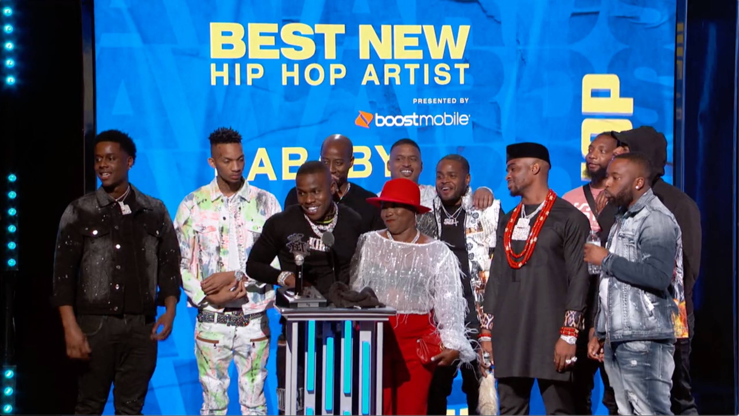 Da Baby accepts his award on the 2019 Hip Hop Awards.