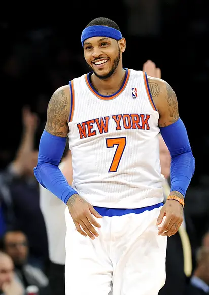 Carmelo Anthony spurs Knicks to win over Mavericks