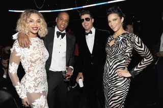 Double the Fun - Hot couples Beyoncé and Jay Z and Robin Thicke and Paula Patton pose for a pic at the 56th GRAMMY Awards at Staples Center in Los Angeles. (Photo: Kevin Mazur/WireImage)