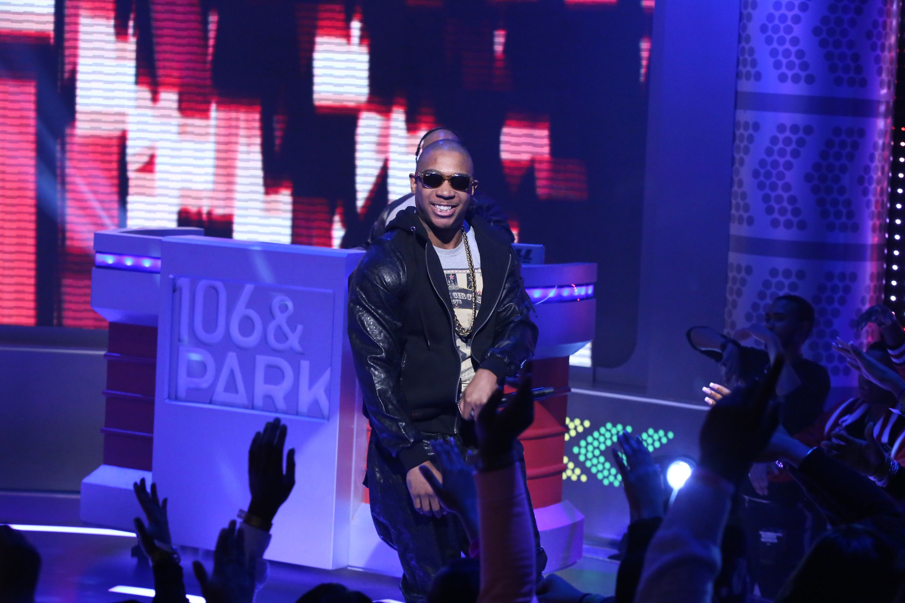 Stadium Status (Photo Image 27 from Exclusive Access Ja Rule Visits 106 & Park BET