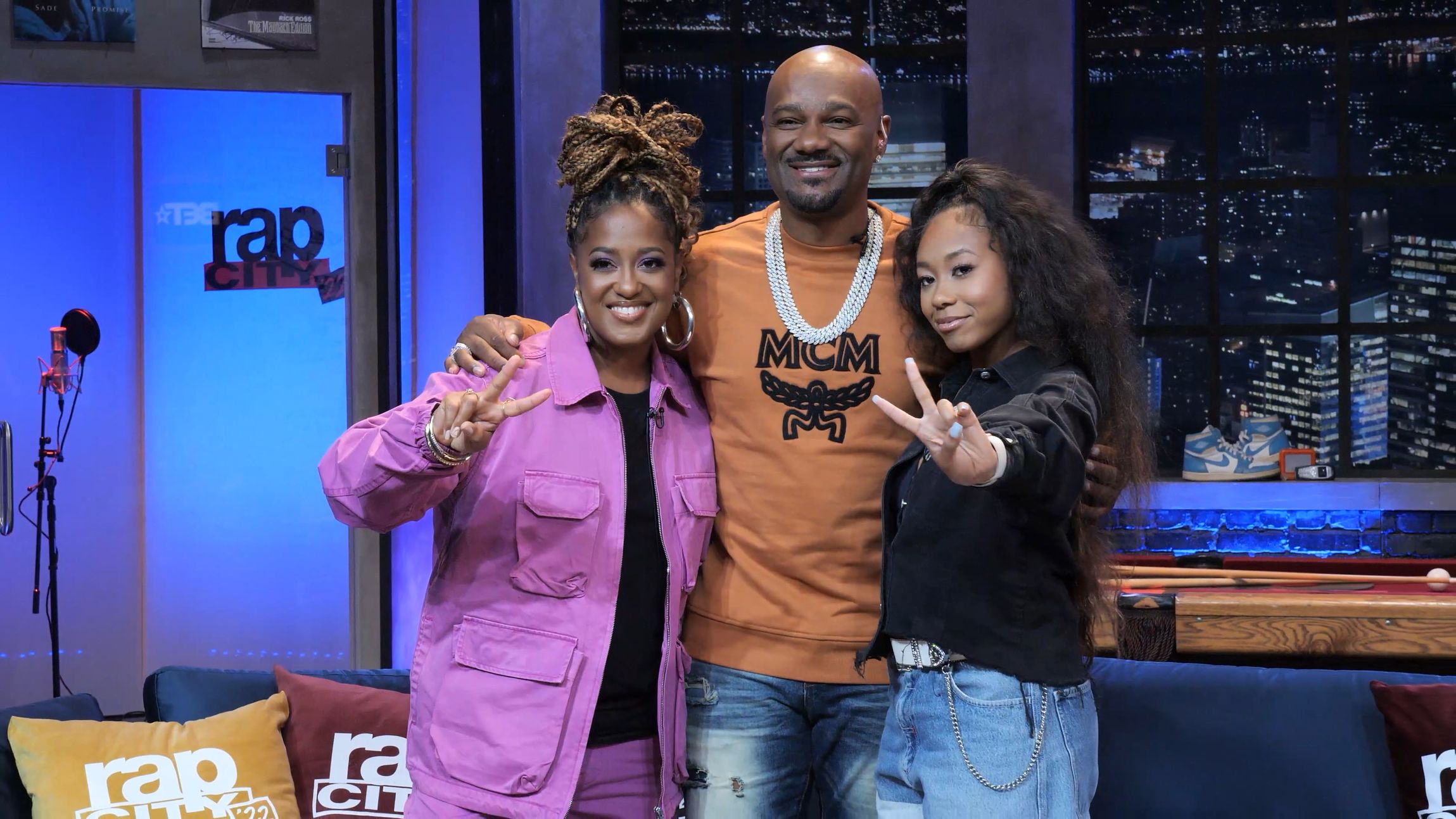 Go Behind the Scenes of Rap City '22 - BET Hip Hop Awards 2022 (Video ...