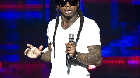 Lil Wayne (@liltunechi) - Weezy didn't forget about all you mothers out there last weekend.TWEET: &quot;Happy Mothers day to all of you extraordinary women. 'You are appreciated' - 2Pac.&quot; (Photo: David Atlas/Retna)