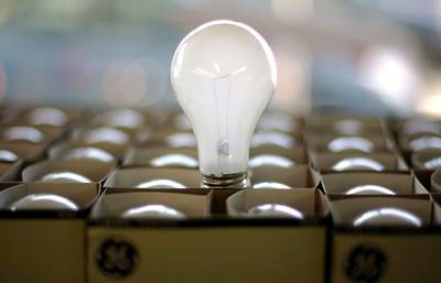 The Light Bulb - The bill blocks new energy efficient standards that would have led to the end of incandescent light bulbs.   (Photo: Justin Sullivan/Getty Images)