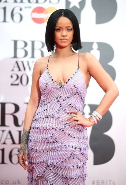 Rihanna - Rih sports - Image 1 from Best Dressed of the Week: Rihanna Works Armani  Privé at the 2016 Brit Awards | BET