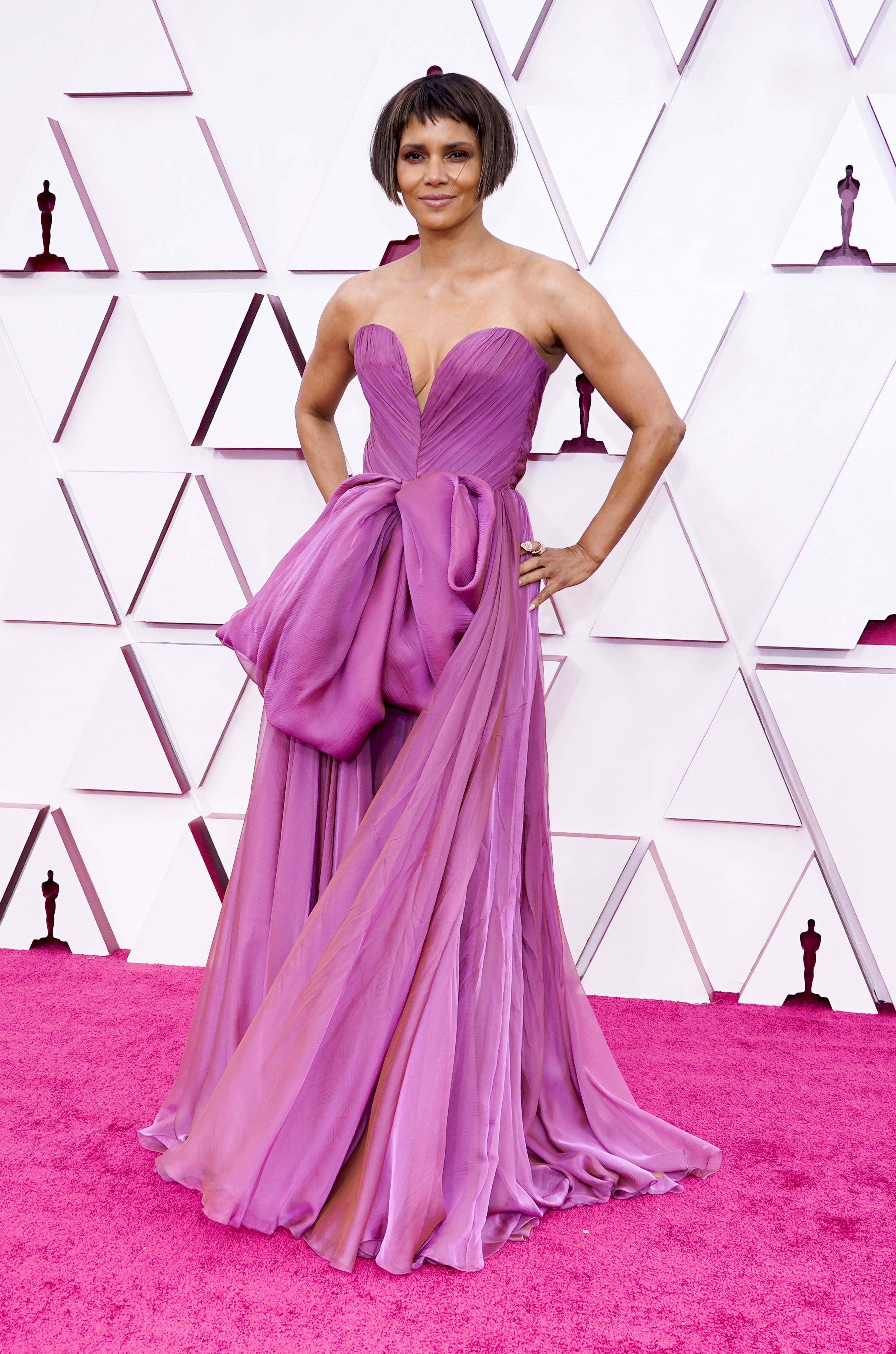 Oscars 2021: Glamour's back! Led by Andra Day, Viola Davis