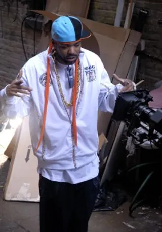 Behind The Scenes - Meth getting up close and personal with the cameras.