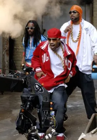 Behind The Scenes - Redman spits his verse for the cameras on the set of Mr. International.