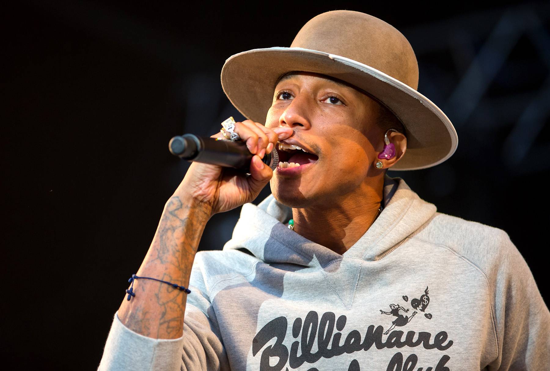 Pharrell curates soundtrack for 'NBA 2K15' game