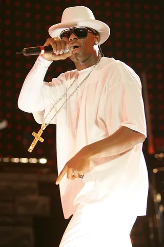 Rocking the Soul Train — November 25, 2012  - With 21 nods under his belt, Kelly surpasses Michael Jackson and Beyoncé for the title of&nbsp;most nominated artist in the history of the Soul Train Awards. He was up for Album of the Year and Songwriter’s Award.&nbsp; &nbsp; (Photo: Frank Micelotta/Getty Images)