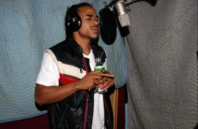 Max B has something to say about Kanye West naming his album&nbsp;Waves. - &quot;It's all love. I appreciate it. I'm flattered that dudes is even acknowledging the situation. Everybody know I'm an innovator. Everybody know I got imagination. I come up with these words and these slogans and these catch phrases and it's all good when the people follow suit. I like Kanye, I appreciate it. I love it, thank you.”(Photo: Max B via Facebook)