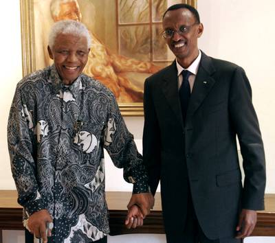Coming Together - Rwandan President Paul Kagame visited the former South African president in Johannesburg in 2009.&nbsp;(Photo: Denis Farrell - Pool/Getty Images)
