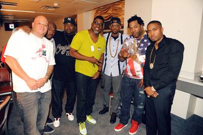 The Fellas - Hennessy V.S brand ambassador Nas performed at the sold-out Dave Chappelle&nbsp;concert series&nbsp;at Radio City Music Hall in NYC. The Queensbridge MC relaxed backstage before the show with friends Sean Pecas, David Banner,&nbsp;Fabolous, Steve Stoute and&nbsp;Busta Rhymes.&nbsp;&nbsp;(Photo: Hennessy)