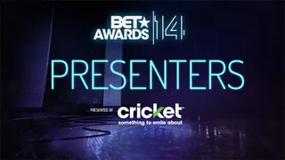 Presenting Is One Fun Job... - Especially when there's a Cricket photo booth involved. Check out the celebrity presenters that made sure to show their best poses.