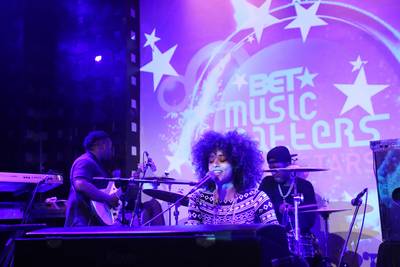 Lady on the Keys - About to make her music biz debut on Ghostface Killah's new 36 Seasons, songstress Kandace Springs gives the BET Music Matters December Showcase her brand of soul.&nbsp;  (Photo: Bennett Raglin/BET/Getty Images for BET)