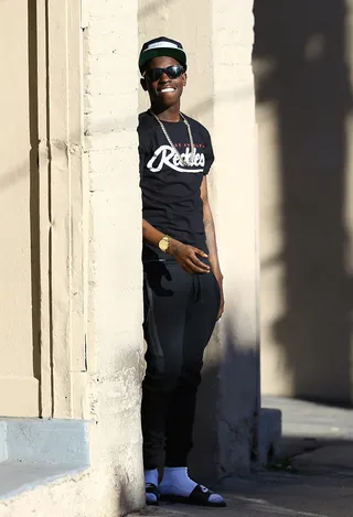 From BK to LA - Young Brooklyn rapper&nbsp;Bobby Shmurda&nbsp;is all smiles outside of Jimmy Kimmel Live! in Los Angeles.(Photo: VIPix / Splash News)
