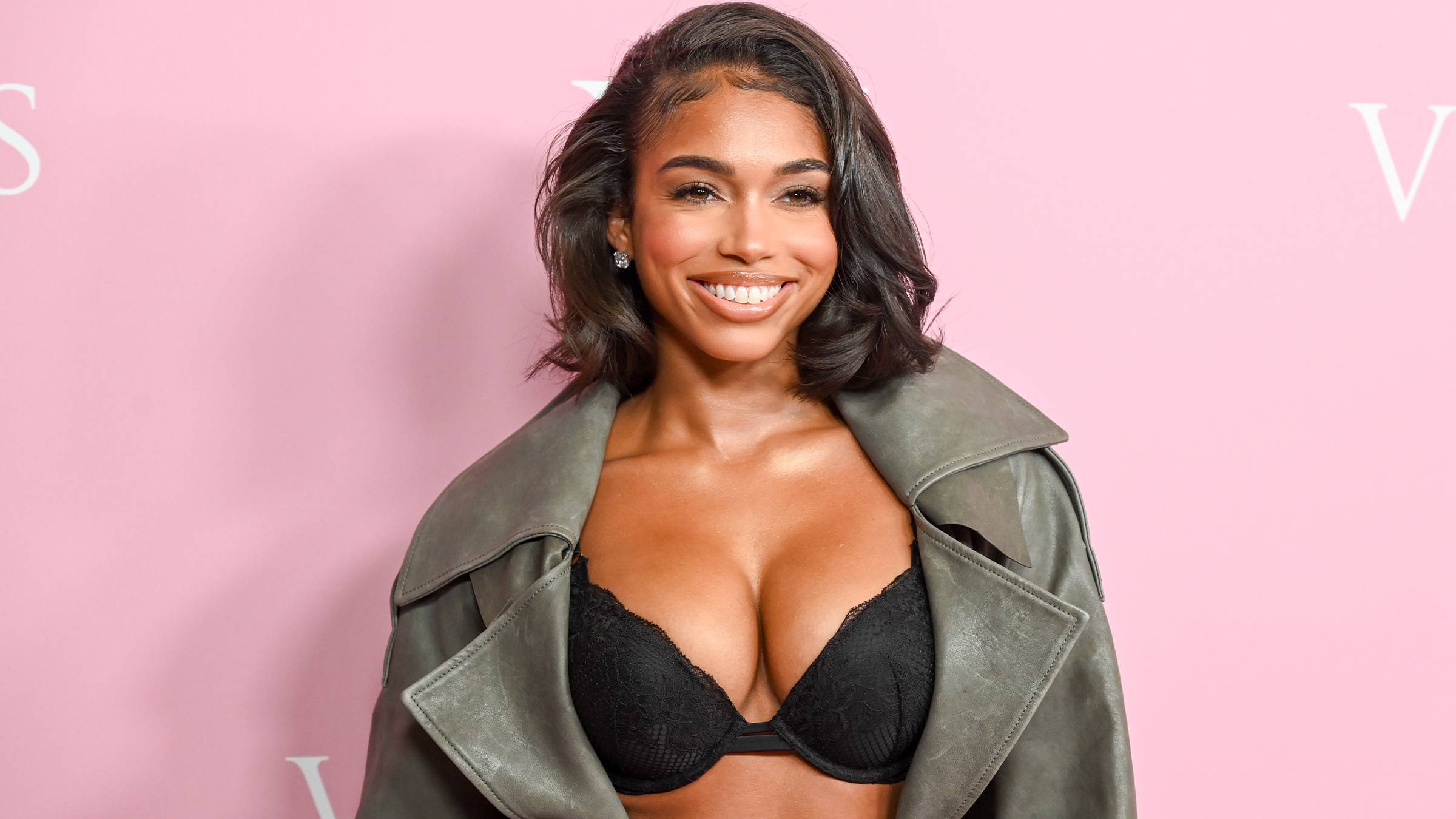 Lori Harvey, 26, flaunts her jaw-dropping curves in gray leather