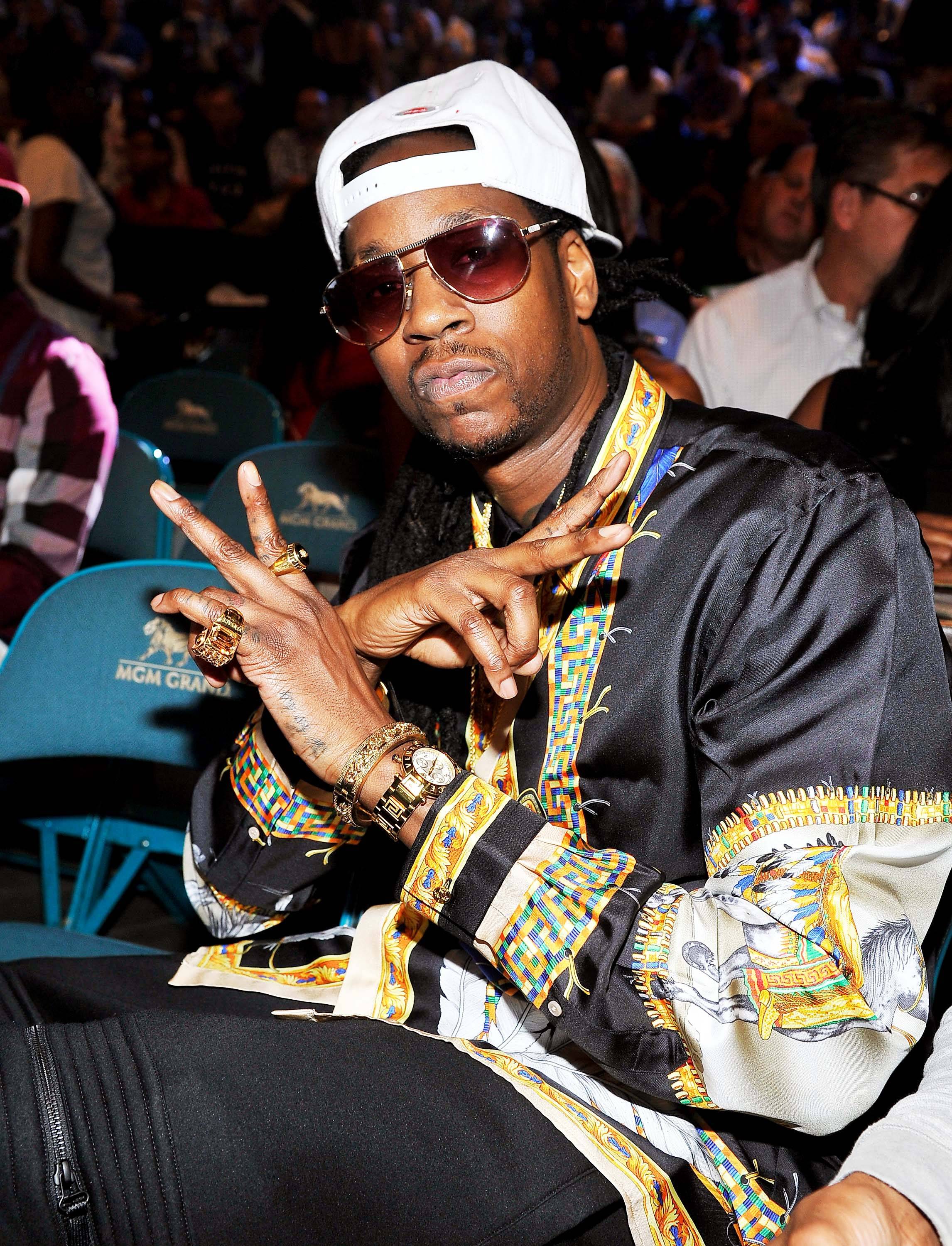 2 chainz versace sales sunglasses