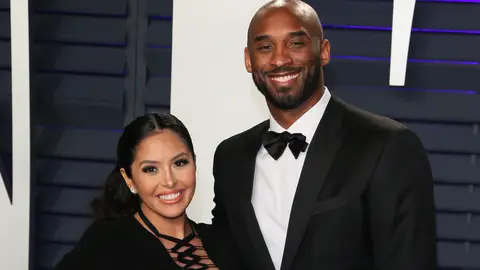 US basketball player Kobe Bryant and wife Vanessa Laine Bryant attend the 2019 Vanity Fair Oscar Party following the 91st Academy Awards at The Wallis Annenberg Center for the Performing Arts in Beverly Hills on February 24, 2019. (Photo by Jean-Baptiste LACROIX / AFP) (Photo by JEAN-BAPTISTE LACROIX/AFP via Getty Images)