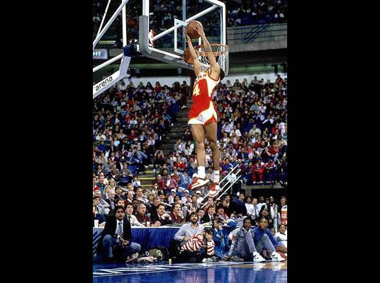 Only 5 foot 7, Spud Webb wins NBA Slam Dunk contest : r/interestingasfuck